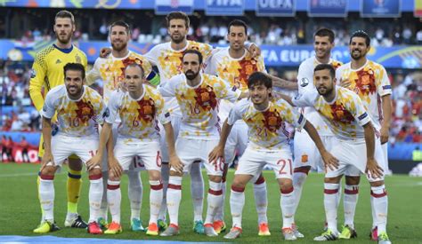 欧洲杯：意大利VS西班牙，意大利打破大热必死魔咒，成夺冠热门_PP视频体育频道