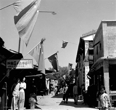 老照片：1949年10月的深圳中英街-天下老照片网