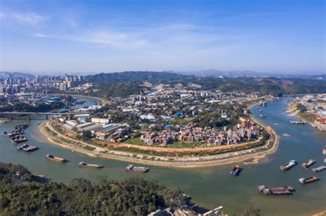 广西梧州：西江黄金水道货运忙 - 当代先锋网 - 国内