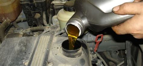 半合成机油和全合成机油有什么区别，如何选择机油_搜狐汽车_搜狐网