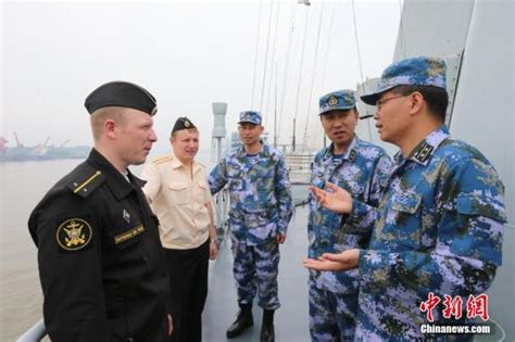 中国海军副司令员：中俄联演提高了“三种能力”_凤凰军事
