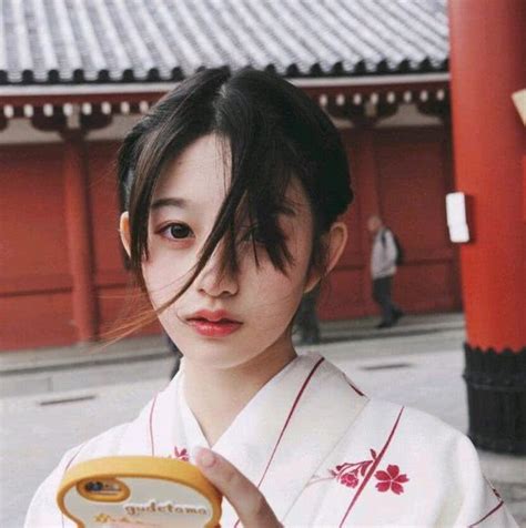三次元头像甜美女生动漫
