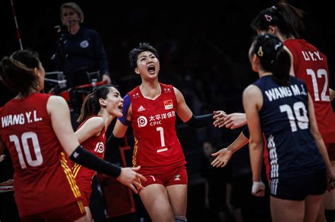组图:世锦赛中国女排3-0捷克取4连胜 众将欢呼庆祝-搜狐大视野-搜狐新闻