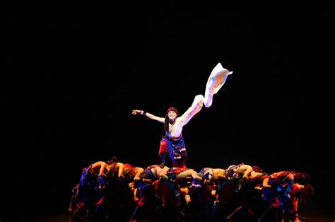 “中国顶尖舞者之夜”线上播出，20余节目全面展现中国舞蹈的实力与传承_刘岩_Dancer_山翀