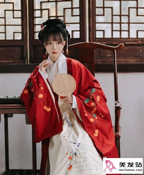 汉服短发温柔女生头像