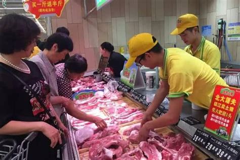 刚刚，新发地猪肉批发大厅重开！_京报网