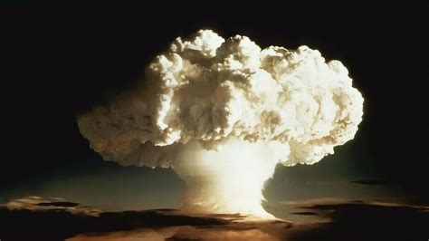 极限条件下，地球最多能承受多少颗氢弹的轰炸？|爆炸|氢弹|地球_新浪新闻