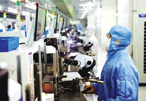 拜访中国最大的半导体设备生产厂商之一的中微半导体公司 - 新闻与事件 - Crowntech Photonics