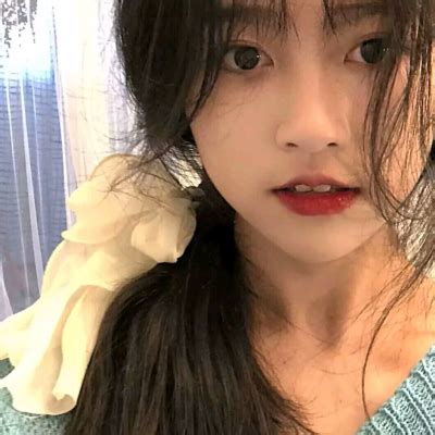 女生温柔的甜美头像