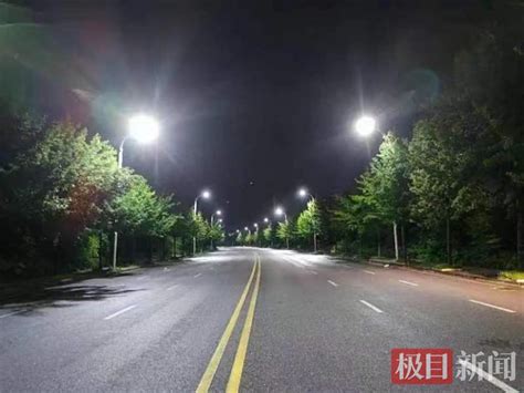 湖北咸宁：“智慧”路灯，让智慧治理和高效节能融入城市末梢-新闻频道-和讯网
