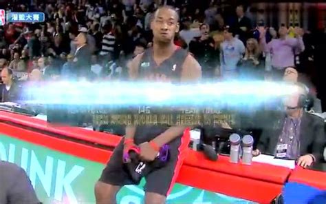 换个姿势看“我詹”：NBA发布2016总决赛VR纪录片_手机凤凰网