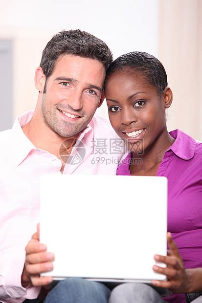 三张连在一起图片