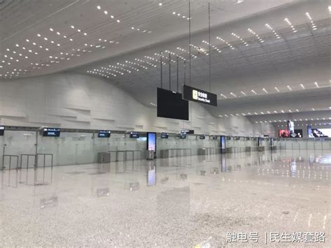 广州白云机场3月29日起全面接管航空器机坪管制__财经头条