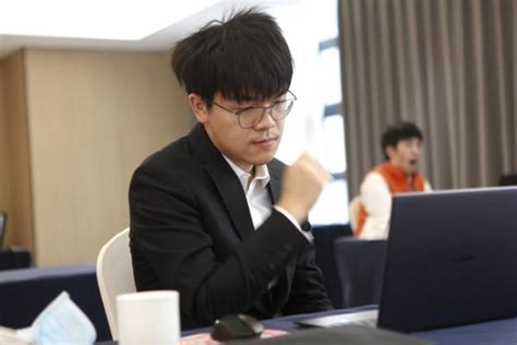 鏖战天才柯洁，AlphaGo“胜天半子” 始末 | 雷峰网