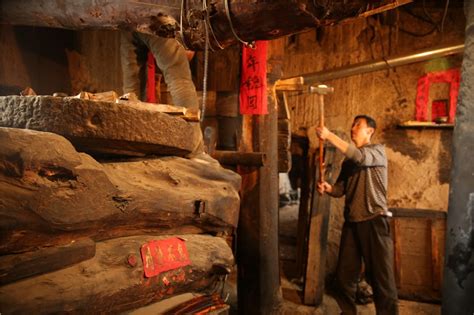 老油坊卧式木制压榨油传统制作技艺 - 传统技艺 - 鄂尔多斯文化资源大数据