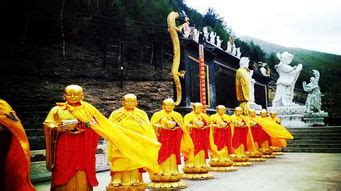 五台山，为何被誉为四大佛教之首？常说的“五台”，指的是哪五台_凤凰网