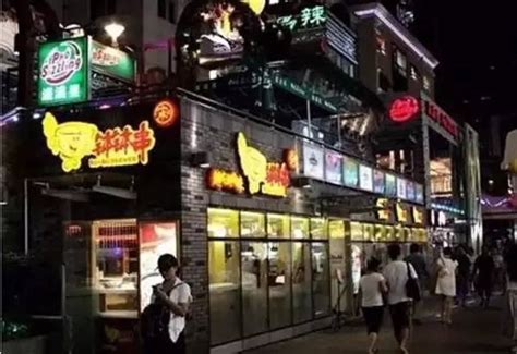 上海美食街（上海必吃—不可错过的9条美食街）_斜杠青年工作室
