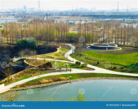 Cina: il Chenshan Botanic Garden di Shanghai visto dall
