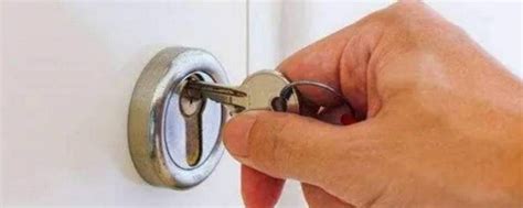 门锁钥匙插不进去怎么回事-楼盘网