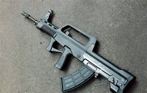 德国HK417突击步枪，采用半透明弹匣，装备多国特种部队|弹匣|特种部队|突击步枪_新浪新闻