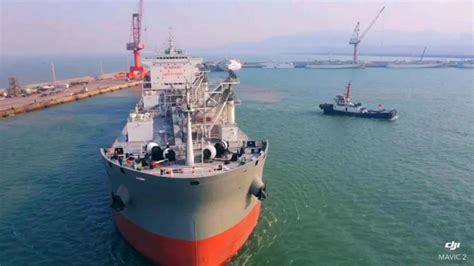 世界新造吨位最大的散装水泥运输船—"ADVAITA"轮顺利离港 - 集团新闻 - 蓬莱中柏京鲁船业有限公司