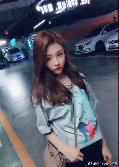 温婉小姐姐图片