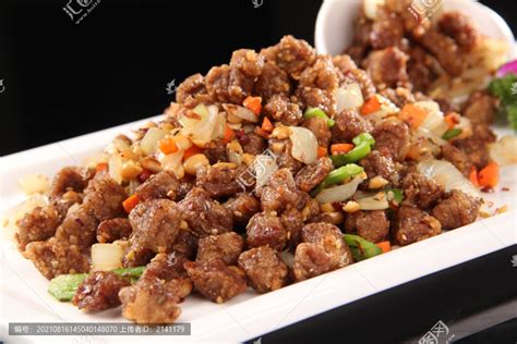 满口香牛肉粒,中国菜系,食品餐饮,摄影,汇图网www.huitu.com