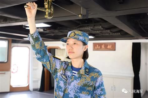 中国海军首位女舰长有望诞生 曾服役于辽宁号航母_荔枝网新闻