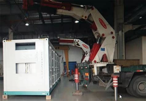 上海起重设备搬运公司哪家专业,雨季设备搬运又有哪些注意事项？