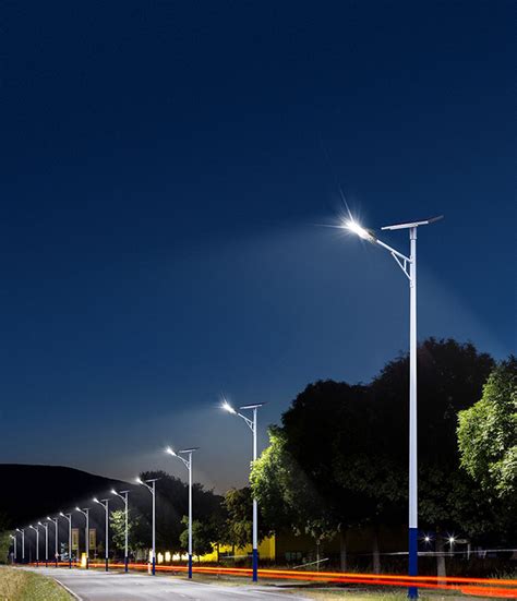 选择怎样的太阳能路灯生产厂家才是正确的
