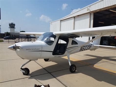 2011 Cessna 162 Skycatcher | AirplanesUSA