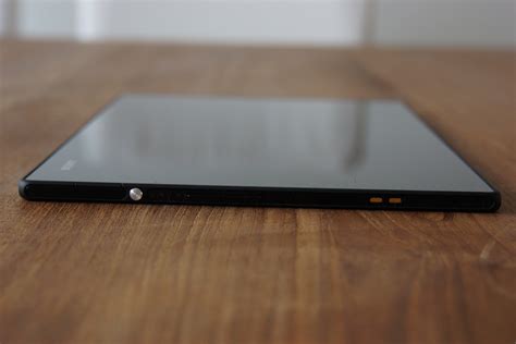 最薄三防平板 索尼 Xperia Tablet Z 图赏 | 爱搞机