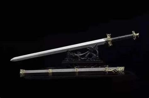 古代十大名剑，为何现在一把都不见？这三把出土古剑哪把更接近？|名剑|越王勾践|宝剑_新浪新闻