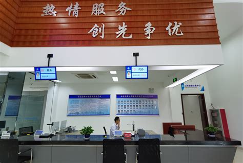 重庆市高新区公安分局出入境办证大厅全面恢复对外办公_重庆频道_凤凰网
