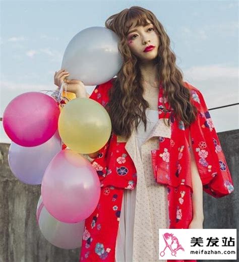 大骨架女生温柔头像