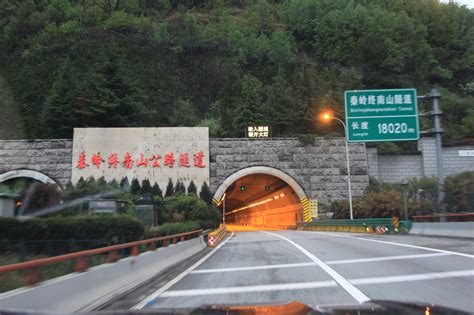 难度极大！中国在建总长98公里隧道，预计今年能贯穿|秦岭隧道|总长|盾构机_新浪新闻