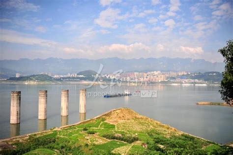 湖北宜昌：高峡平湖风景美-人民图片网