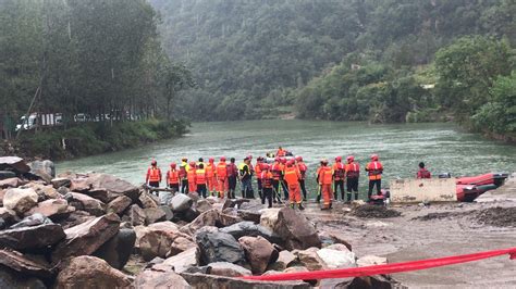 河北沧州发生落水事件：1人溺亡 5人送医后不治_手机新浪网