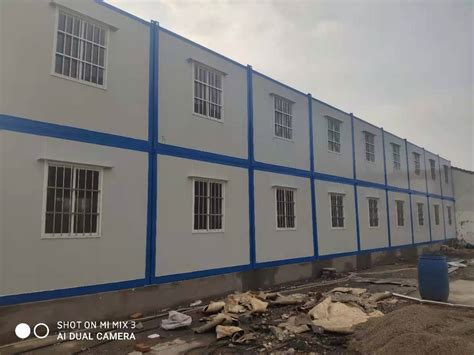 中苏集 工地临时安置活动房项目营地玻璃幕墙打包箱