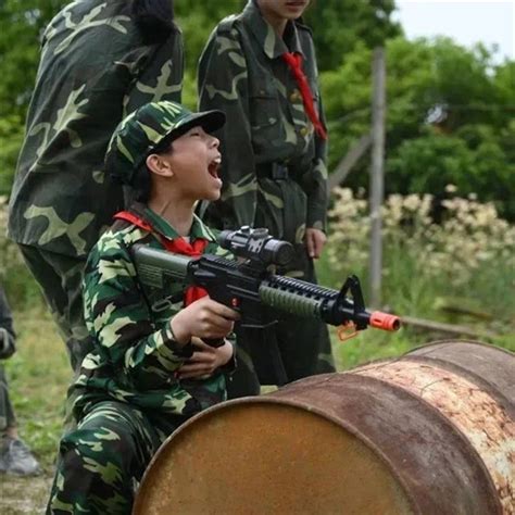 非主流少年军营头像