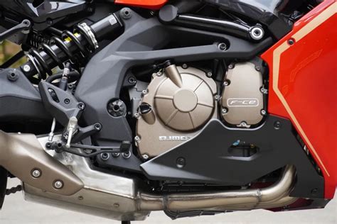 摩托车适用QJMOTOR SRK600赛600追600改装直排炸街碳纤排气管_虎窝淘