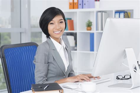 Working as an administrative assistant - An excellent choice for ...