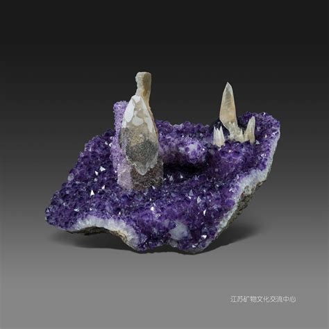 天然紫水晶原石深紫色原矿大颗粒碎石骨干标本消磁水晶diy配饰-阿里巴巴