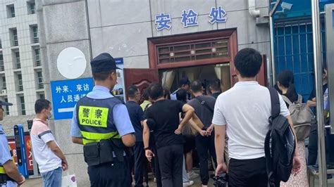#重庆姐弟坠亡案两被告已上诉# 此前均获... 来自北京头条 - 微博