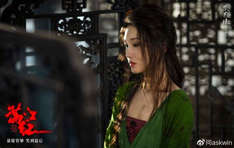 华裔女演员杨紫琼获得奥斯卡最佳女主角 亚洲首位-直播吧