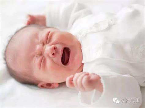 宝宝睡不踏实，总是睡觉哭醒，这个原因极有可能被忽略！ - 知乎