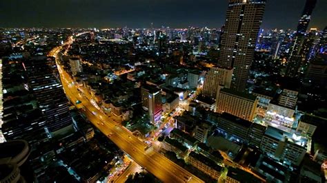 来自泰国曼谷Lumpini公园的有日落时间的公园的商高清图片下载-正版图片505010318-摄图网