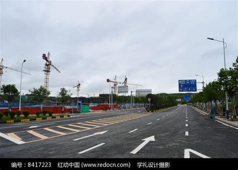 新修的公路高清图片下载_红动中国
