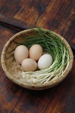西葫芦炒蛋最正确的做法，鸡蛋嫩滑，西葫芦爽脆，一大盘不够吃