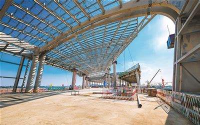 宁波机场T2航站楼主楼屋面钢结构完成整体提升-宁波频道